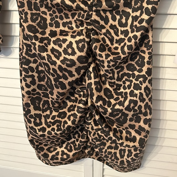 Zara Cheetah Print Mini Dress Size Small NWT - Picture 5 of 11